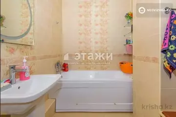 3-комнатная квартира, этаж 9 из 17, 100 м²