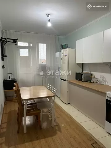 64.5 м², 2-комнатная квартира, этаж 3 из 12, 64 м², изображение - 7