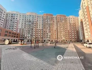 3-комнатная квартира, этаж 16 из 24, 90 м²