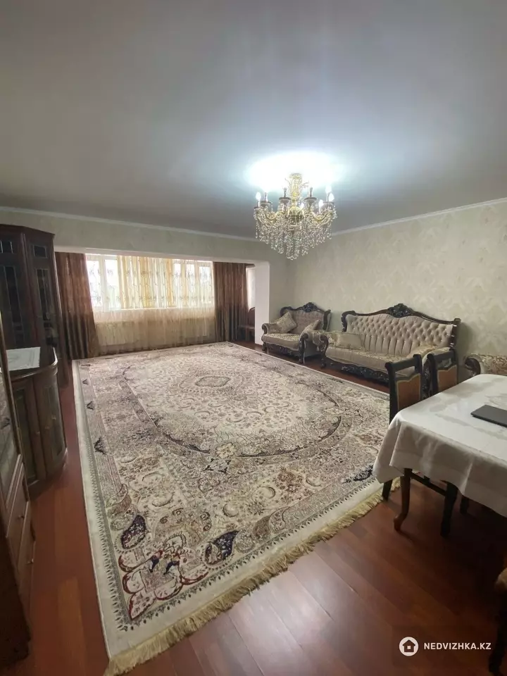 150.7 м², 4-комнатная квартира, этаж 2 из 6, 151 м², изображение - 1