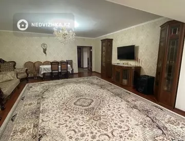 4-комнатная квартира, этаж 2 из 6, 151 м²