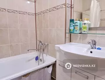 53 м², 2-комнатная квартира, этаж 3 из 5, 53 м², посуточно, изображение - 12