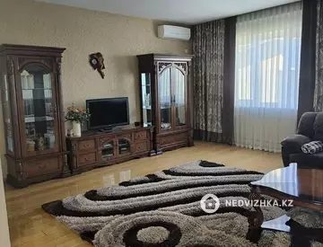 5-комнатный дом, 6.5 соток, 325 м²
