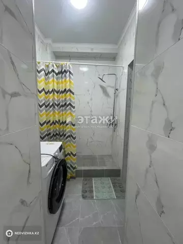 2-комнатная квартира, этаж 2 из 10, 42 м²