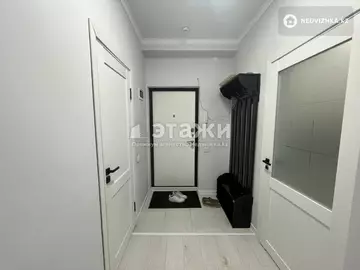 2-комнатная квартира, этаж 2 из 10, 42 м²
