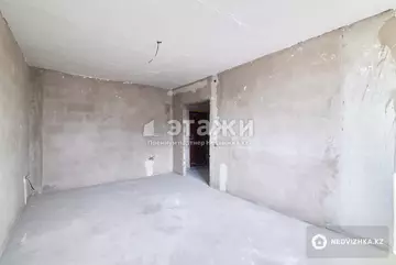 1-комнатная квартира, этаж 11 из 12, 43 м²