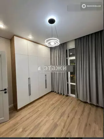 1-комнатная квартира, этаж 10 из 12, 36 м²
