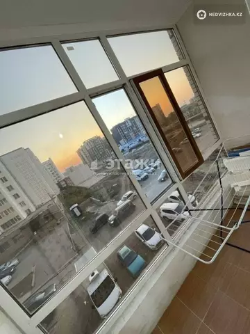 1-комнатная квартира, этаж 3 из 9, 37 м²