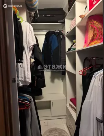 2-комнатная квартира, этаж 9 из 10, 84 м²