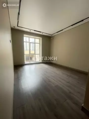 2-комнатная квартира, этаж 2 из 12, 69 м²