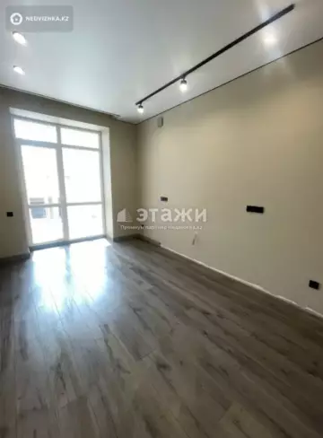 2-комнатная квартира, этаж 2 из 12, 69 м²