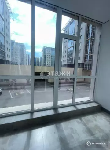 2-комнатная квартира, этаж 2 из 12, 69 м²