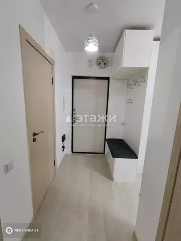 1-комнатная квартира, этаж 3 из 9, 34 м²