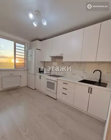 1-комнатная квартира, этаж 3 из 9, 34 м²