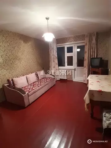 1-комнатная квартира, этаж 3 из 5, 30 м²
