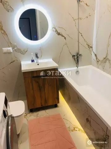 3-комнатная квартира, этаж 8 из 10, 90 м²
