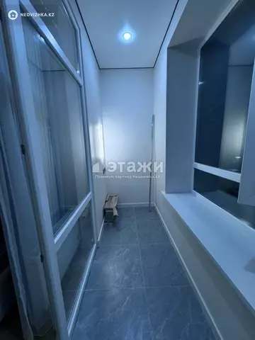 1-комнатная квартира, этаж 2 из 10, 37 м²