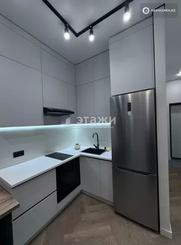 1-комнатная квартира, этаж 2 из 10, 37 м²