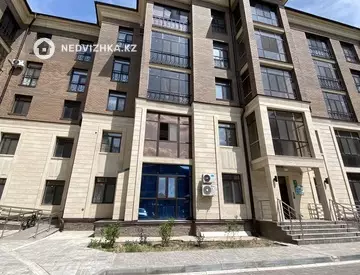 5-комнатная квартира, этаж 3 из 5, 147 м²