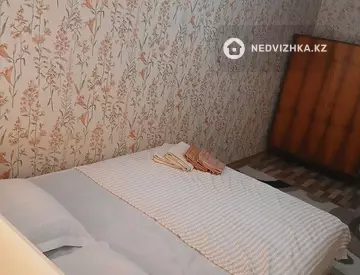 2-комнатная квартира, этаж 2 из 5, 55 м², посуточно