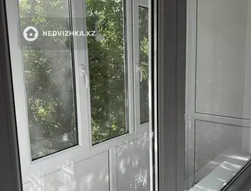 3-комнатная квартира, этаж 2 из 5, 62 м²
