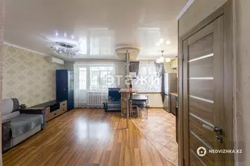 2-комнатная квартира, этаж 4 из 5, 51 м²