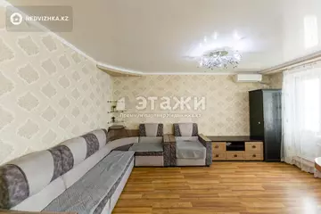 2-комнатная квартира, этаж 4 из 5, 51 м²