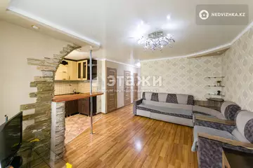 2-комнатная квартира, этаж 4 из 5, 51 м²