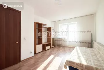 1-комнатная квартира, этаж 4 из 5, 36 м²