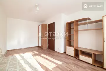 1-комнатная квартира, этаж 4 из 5, 36 м²