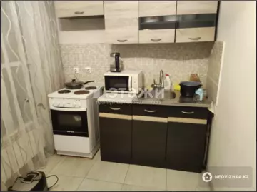 1-комнатная квартира, этаж 8 из 18, 36 м²