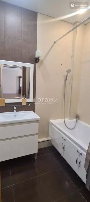 3-комнатная квартира, этаж 3 из 4, 102 м²