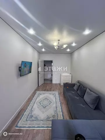 1-комнатная квартира, этаж 1 из 12, 39 м²