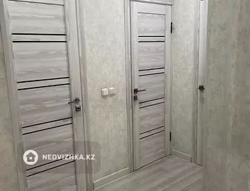 3-комнатная квартира, этаж 9 из 9, 69 м²