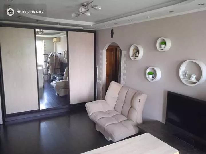 37 м², 1-комнатная квартира, этаж 4 из 5, 37 м², изображение - 1