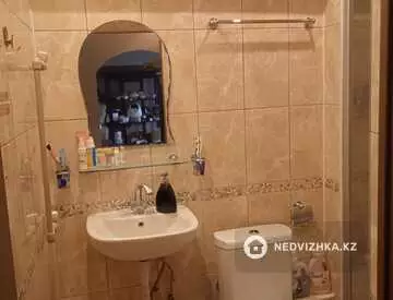 1-комнатная квартира, этаж 4 из 5, 37 м²