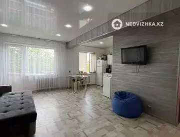 3-комнатная квартира, этаж 4 из 4, 57 м²