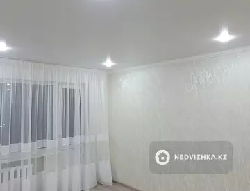 1-комнатная квартира, этаж 3 из 5, 30 м²