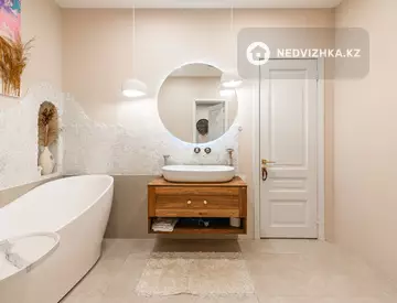 3-комнатная квартира, этаж 1 из 3, 118 м²
