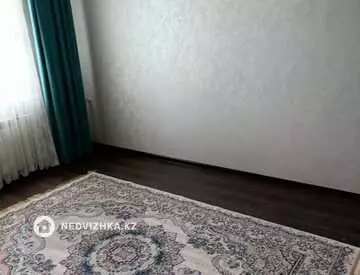 2-комнатная квартира, этаж 10 из 10, 55 м², на длительный срок