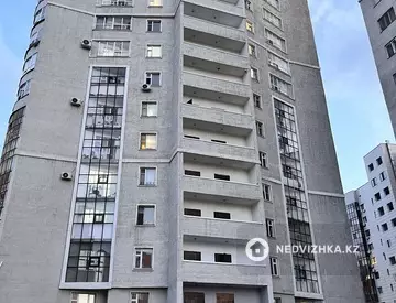 3-комнатная квартира, этаж 2 из 15, 90 м²