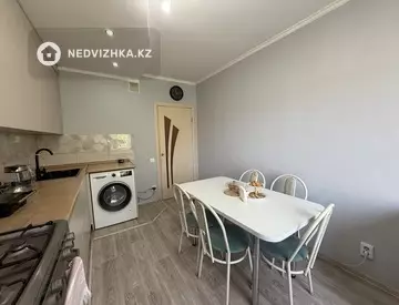 3-комнатная квартира, этаж 4 из 6, 69 м²