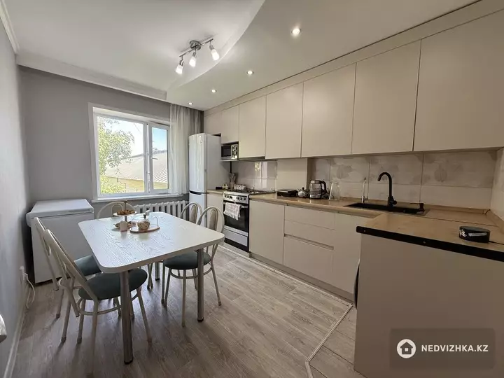69 м², 3-комнатная квартира, этаж 4 из 6, 69 м², изображение - 1