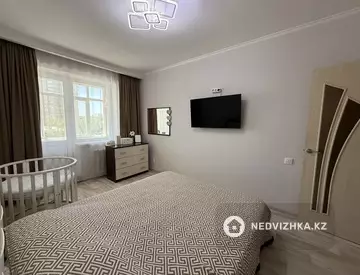 3-комнатная квартира, этаж 4 из 6, 69 м²