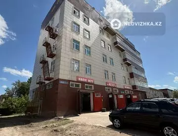 Здание, 6 этажей, 220 м²