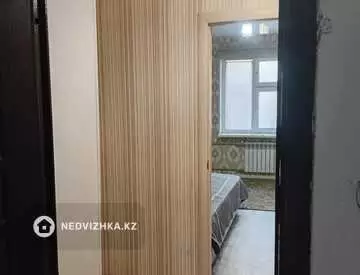 1-комнатная квартира, этаж 1 из 5, 36 м², по часам