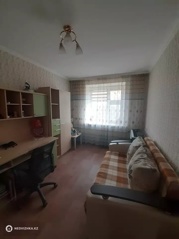 60.1 м², 3-комнатная квартира, этаж 4 из 5, 60 м², изображение - 1