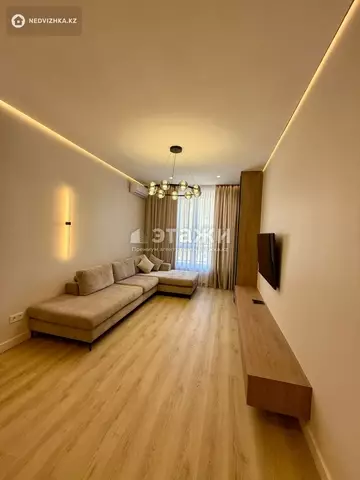 2-комнатная квартира, этаж 13 из 17, 6 м²