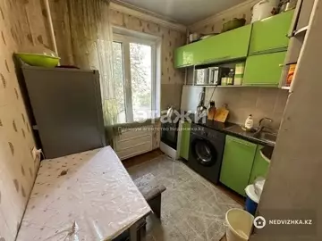 1-комнатная квартира, этаж 3 из 5, 31 м²