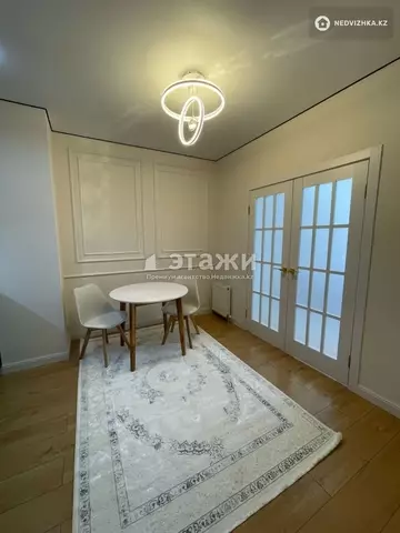 1-комнатная квартира, этаж 10 из 12, 33 м²